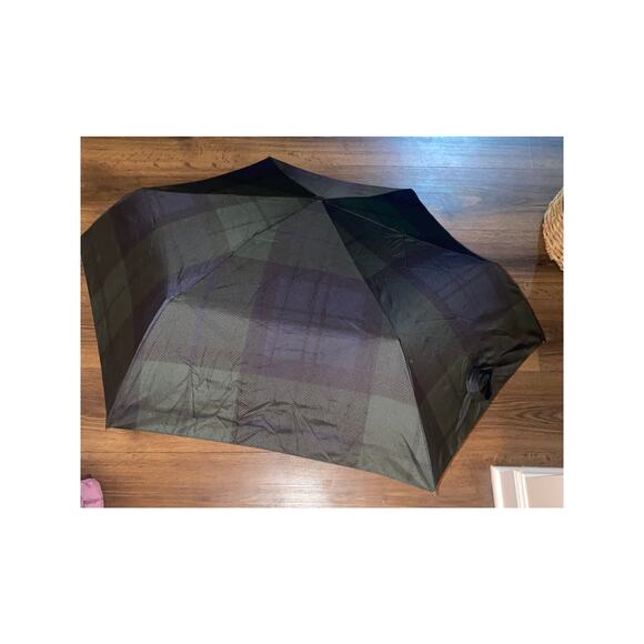 EUC Barbour Tartan Compact Umbrella | Green Blue Plaid w/ Wood curved Handle - Picture 3 of 10